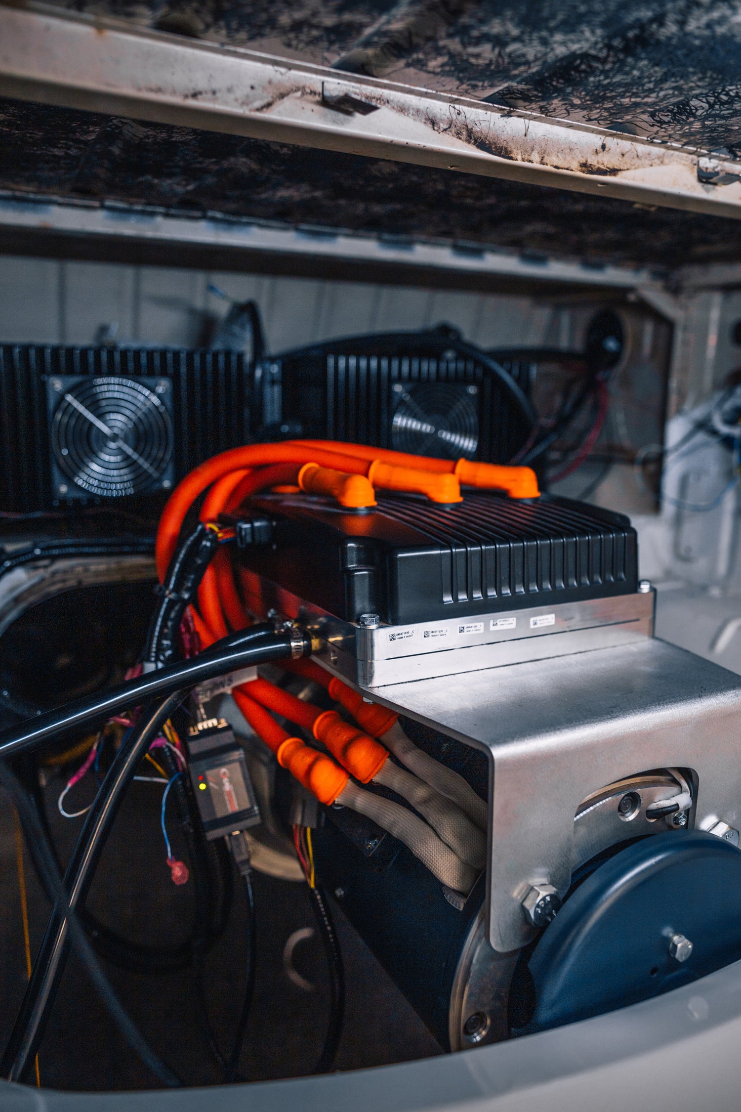 electric motor and inverter